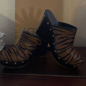 UGG Marsalis Exotic Print